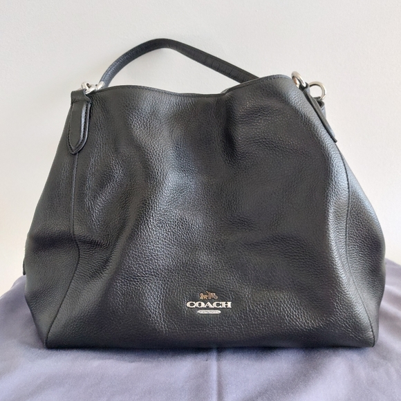 Coach Handbags - Coach leather purse.